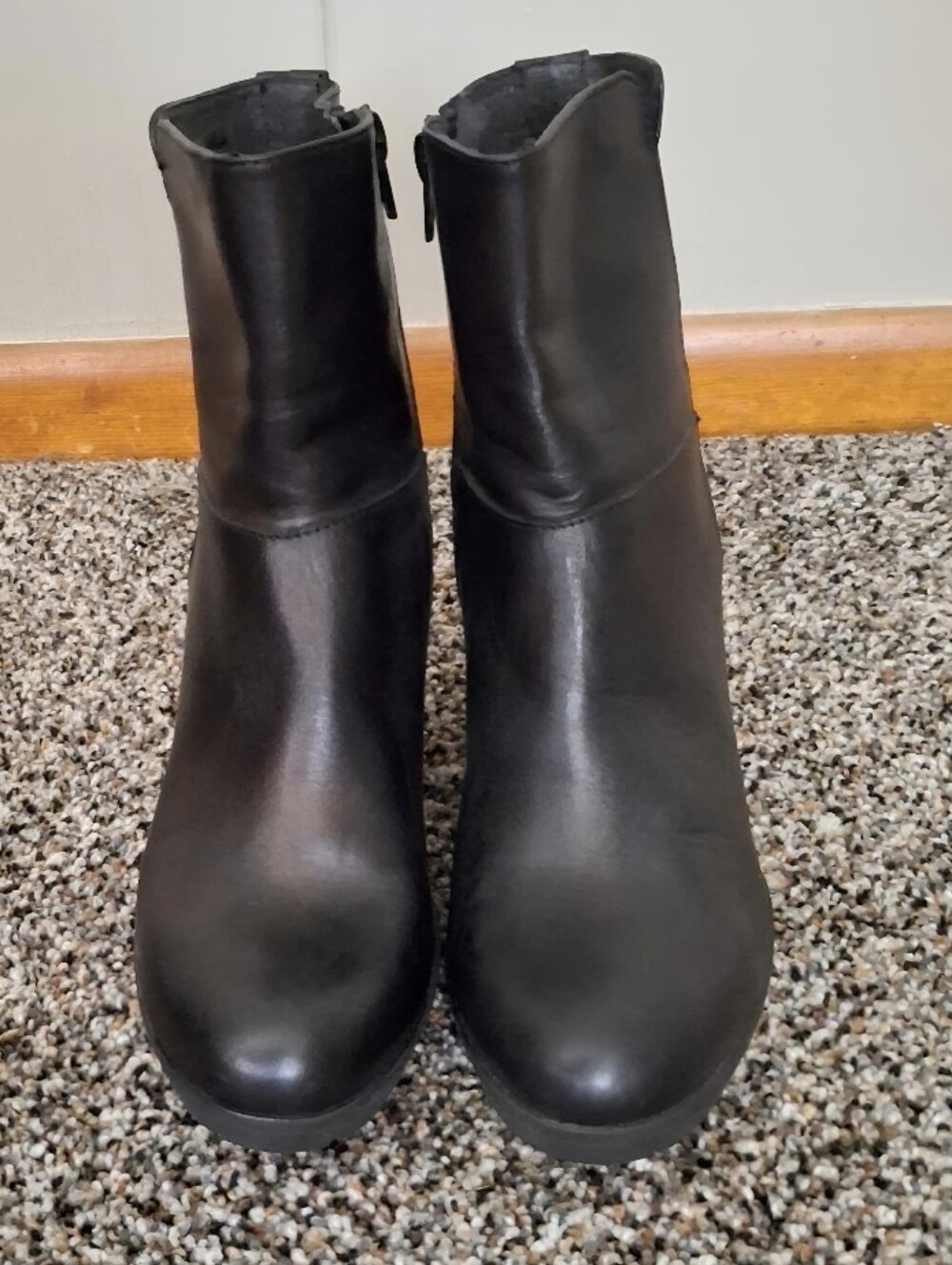 ❌️MARKDOWN!!! Coach and Four Black ITALIAN Leather Ankle Boots